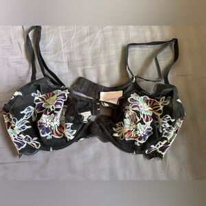 Savage X Fenty Black and Floral Bra 34C unlined underwire